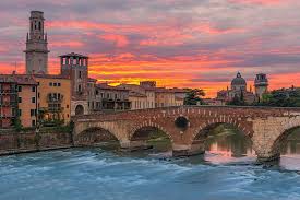 C:\Users\ASUS\Pictures\Roma Meydanı-Şubat-2026-Verona- Ponte Pietra.jpg