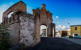 C:\Users\ASUS\Pictures\Roma-Meydanı-Firenze-Floransa-Mart-firenze, forli, dante, Porta Schiavonia.jpg