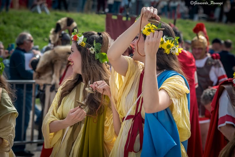 C:\Users\ASUS\Desktop\VG-Görsel dosya\önemli günler festivaller\21aprilenatalediroma\21aprile-nataledirome.jpg