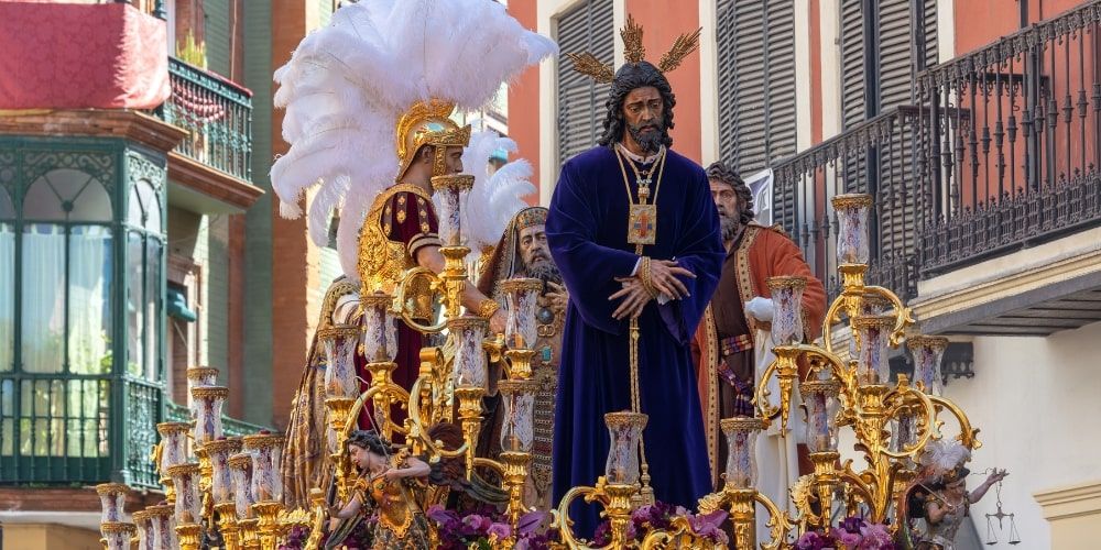 Tradizioni di Pasqua in Italia: 15 riti strani, meravigliosi e spettacolari  | Visititaly.eu